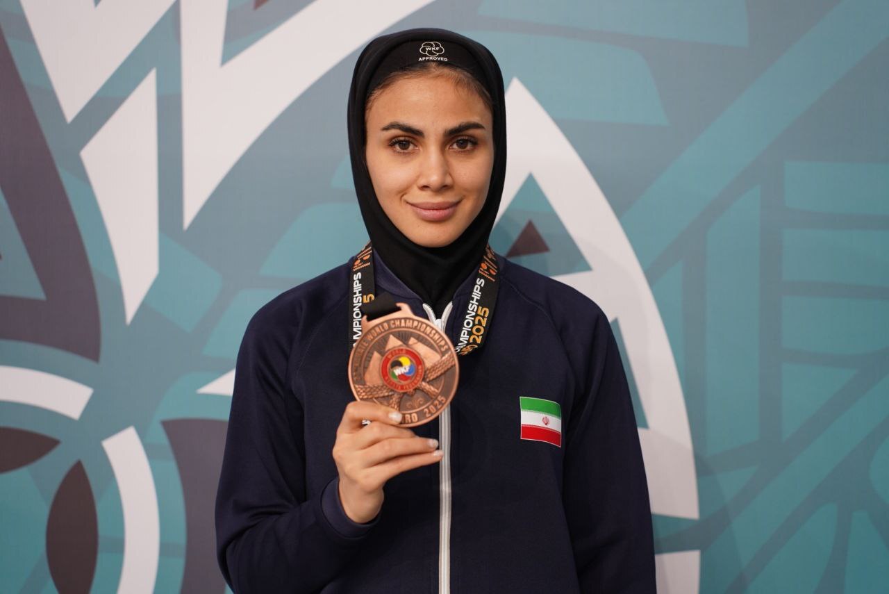 زنگنه: هیچ کشوری در بخش کومیته بانوان مانند ایران عمل نکرد/عدم برگزاری لیگ برای دختران یک خلا بزرگ است زنگنه: هیچ کشوری در بخش کومیته بانوان مانند ایران عمل نکرد/عدم برگزاری لیگ برای دختران یک خلا بزرگ است