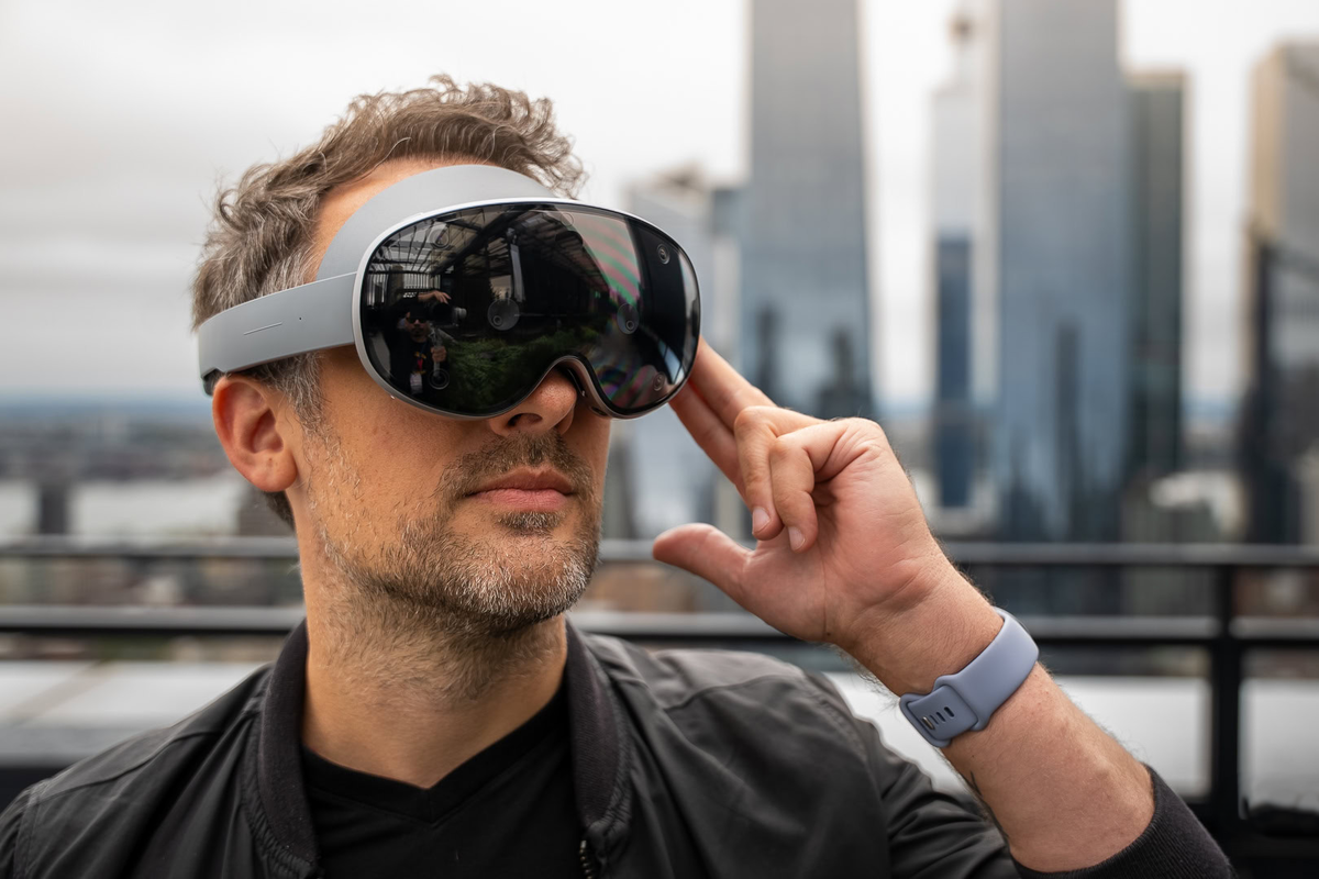 گوگل چالش کمبود فیلم سه‌بعدی در گلکسی XR را رفع کرد