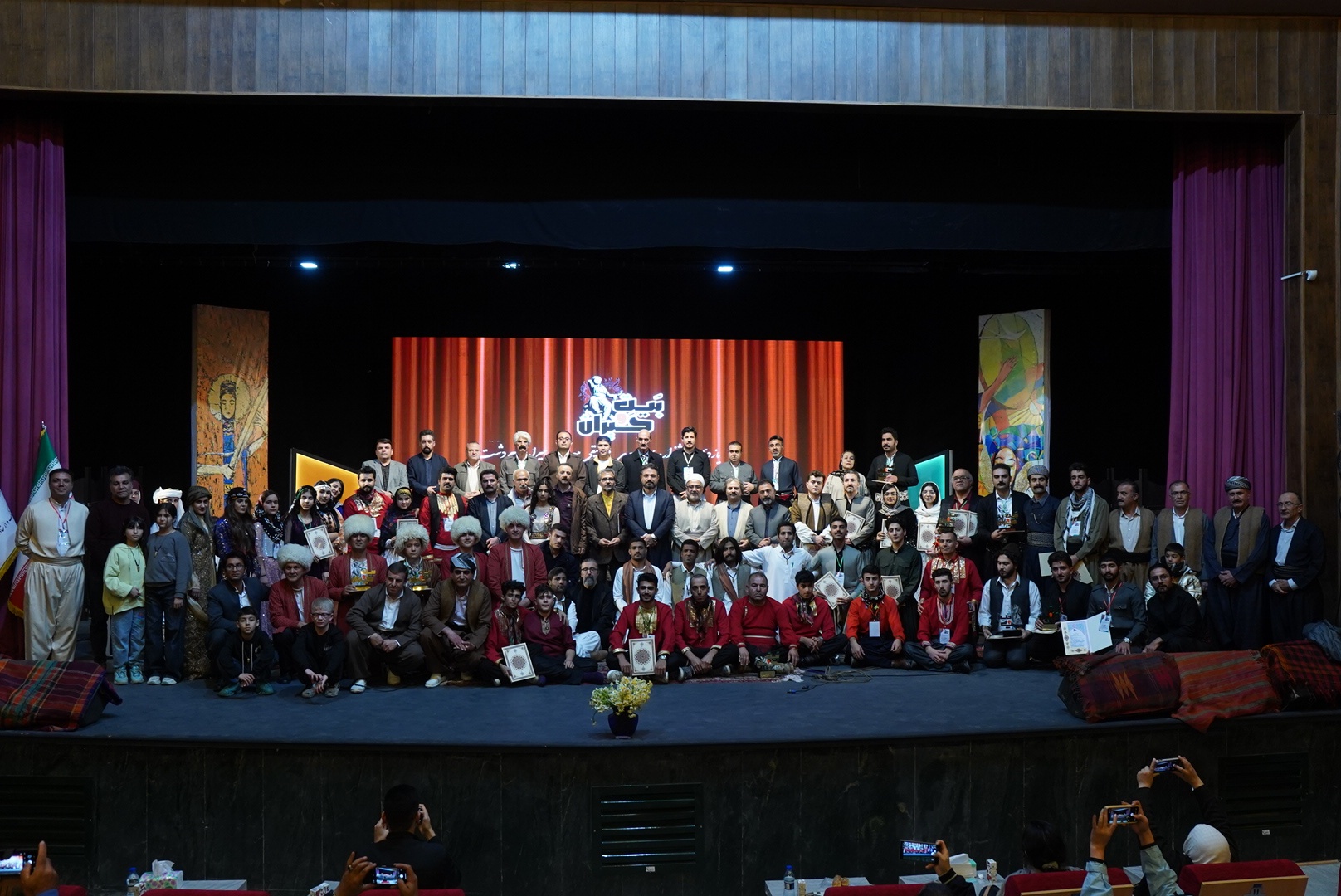 جشنواره «بیت و حیران» برگزیدگانش را شناخت جشنواره «بیت و حیران» برگزیدگانش را شناخت