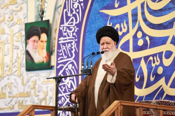 آغاز خطبههای نماز جمعه در استانها آغاز خطبههای نماز جمعه در استانها