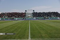 هوادارانی-که-بلیت-نداشتند-وارد-ورزشگاه-شدند-و-بلیت-دارها-جا-ماندند-ورود-با-زحمت-اعضای-کادرفنی-تیم-ملی-فوتبال-فیلم