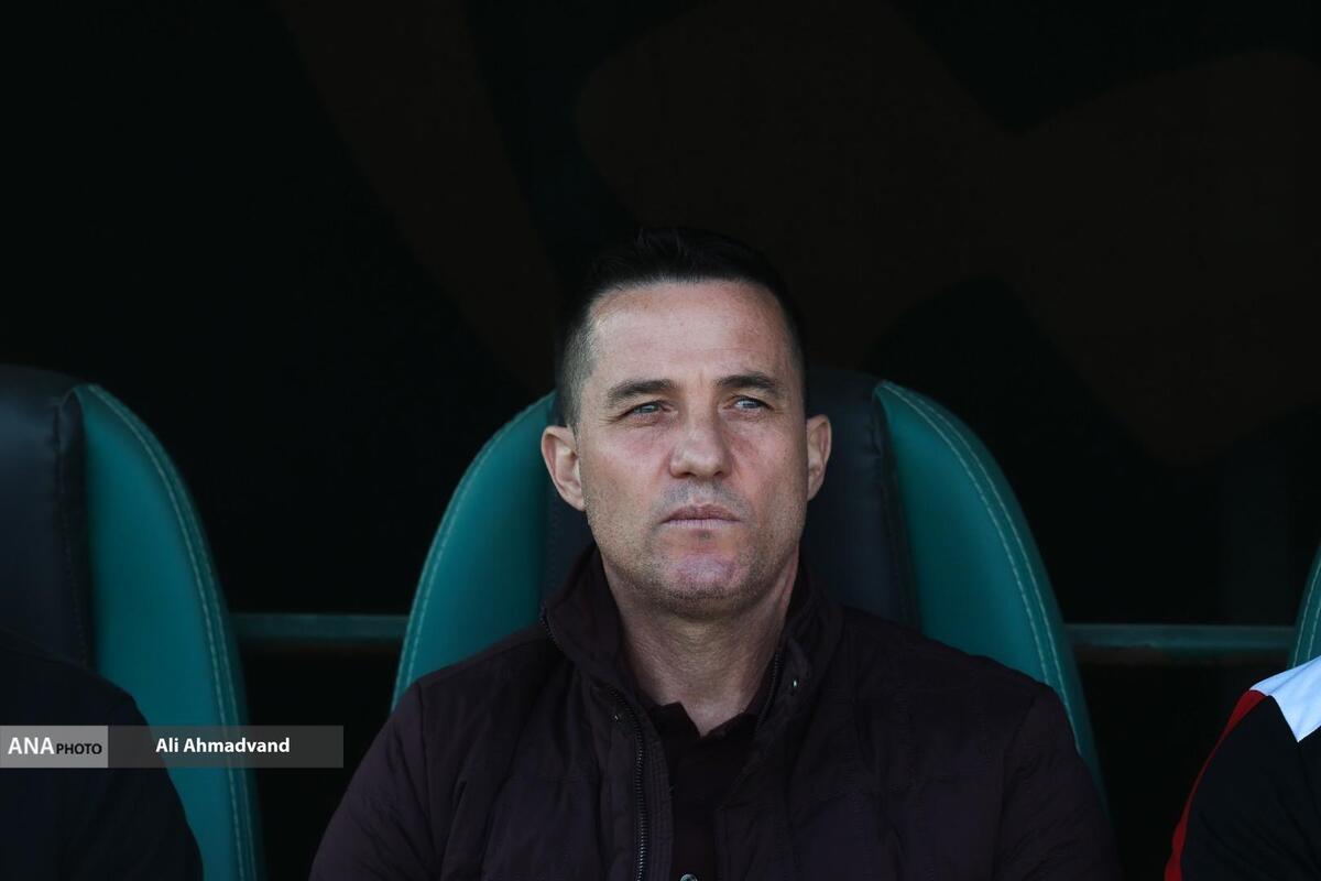 اوسمار: از هواداران پرسپولیس عذرخواهی می‌کنم  استقلال با بازیکن دفاع می‌کرد