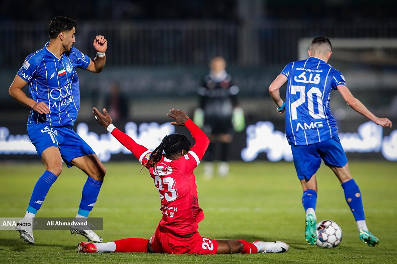 هفته دوازدهم لیگ برتر فوتبال؛ پرسپولیس - استقلال
