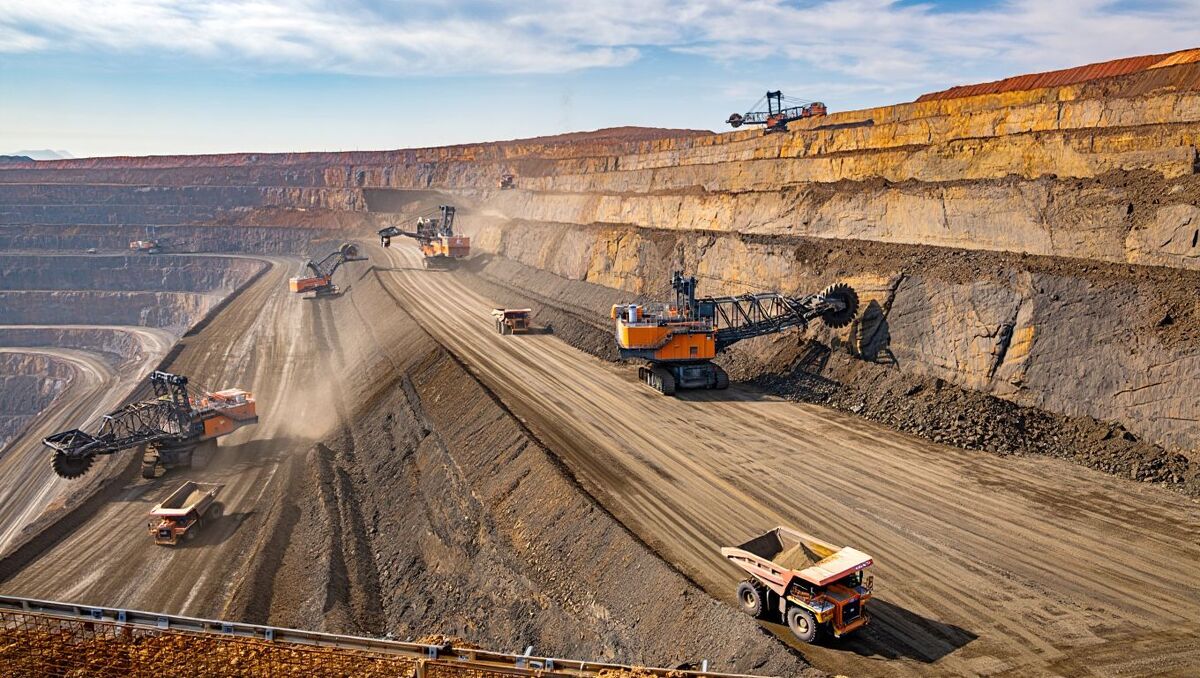 زنجیره ارزش محصولات معدنی همچنان توسعه‌نیافته  بدون استراتژی ملی، ثروت ۷ درصدی معادن به درآمد پایدار تبدیل نمی‌شود