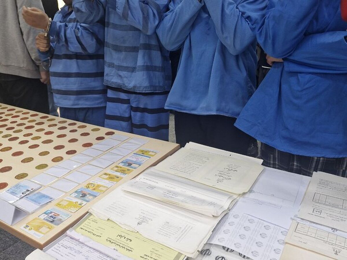 دستگیری باند اجاره‌نامه‌های جعلی در تهران؛ سرکرده کلاهبرداران از زندان هدایت می‌کرد