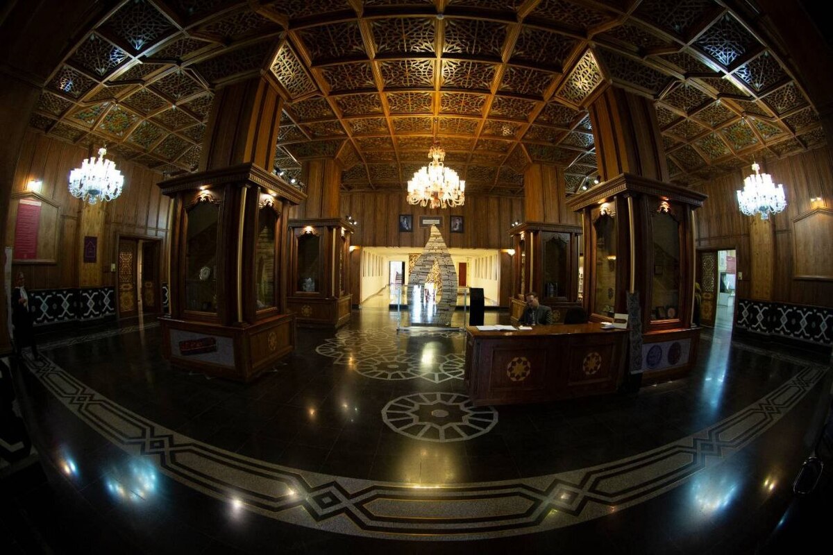 به مناسبت روز دانشجو بازدید از موزه ملک برای دانشجویان و اساتید رایگان شد