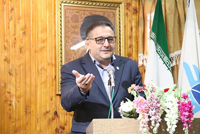 بهره‌گیری نسل جوان از فرصت‌های آموزشی و پژوهشی برای پیشبرد برنامه‌های توسعه‌ای کشور