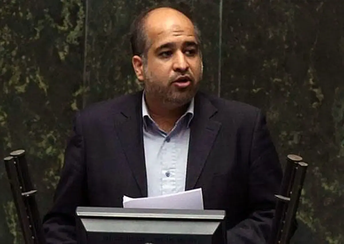 خضریان: دلالان بدنام معیشت مردم را به گروگان گرفته‌اند