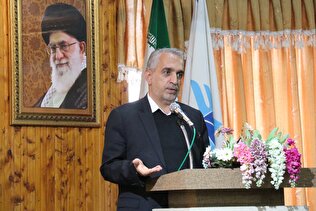 فرماندار همدان: دانشجویان ذهن خلّاق خود را به سمت حل مسائل کشور سوق دهند