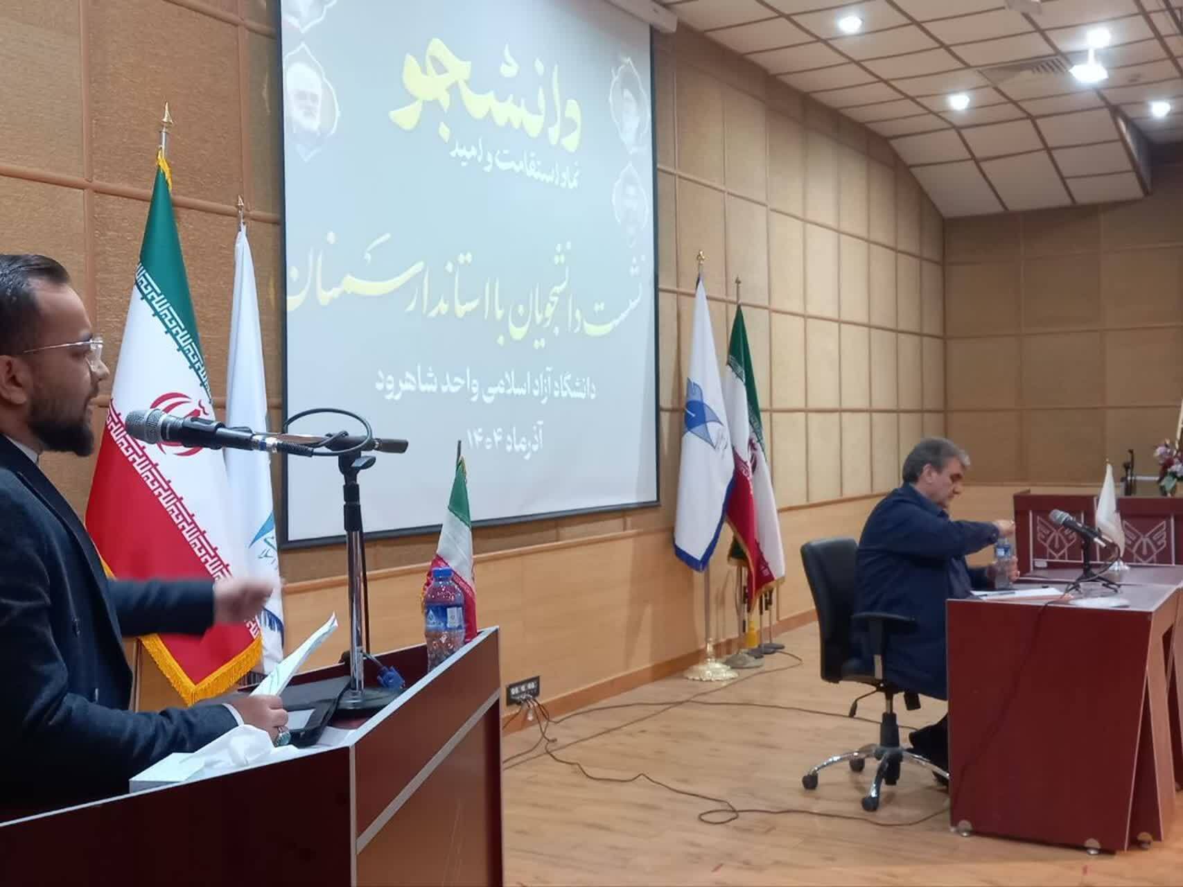 استاندار سمنان: به‌جد پیگیر آینده شغلی دانشجویان هستیم