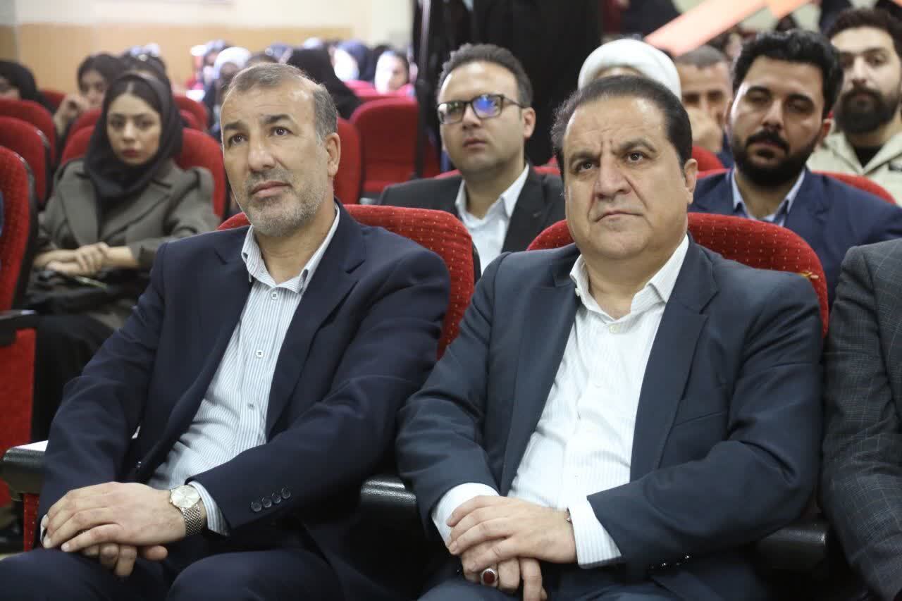 استاندار ایلام: دانشگاه باید سراغ نفت و گاز برود!/ خشاب دانشجو پُر است نه خالی استاندار ایلام: دانشگاه باید سراغ نفت و گاز برود!/ خشاب دانشجو پُر است نه خالی