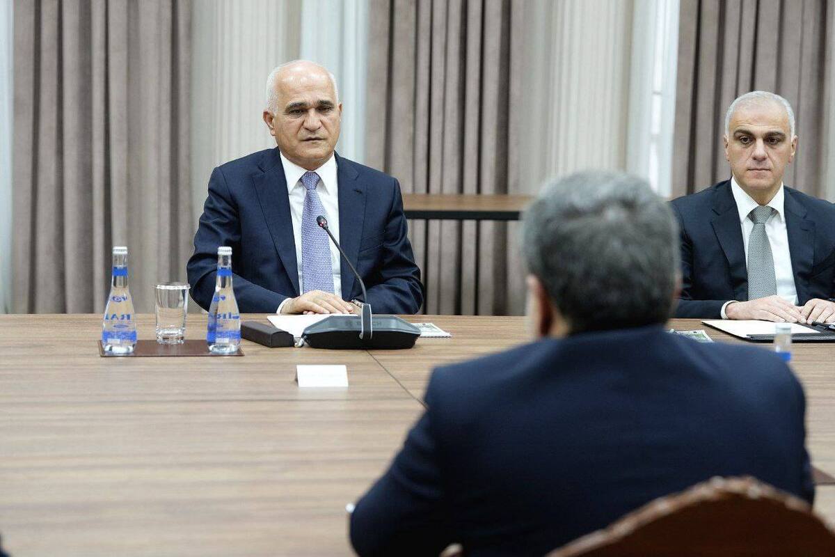 دیدار عراقچی با مصطفی‌اُف