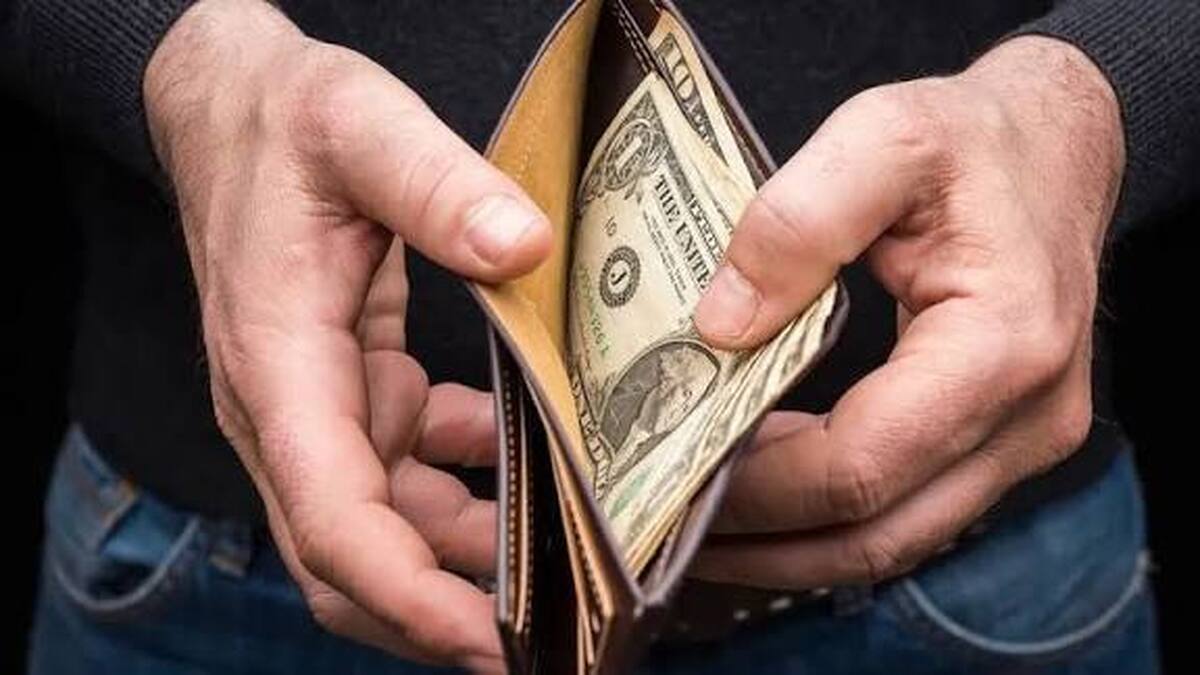 نرخ ارز در مرکز مبادله در محدوده ۷۳ هزار تومان باقی ماند