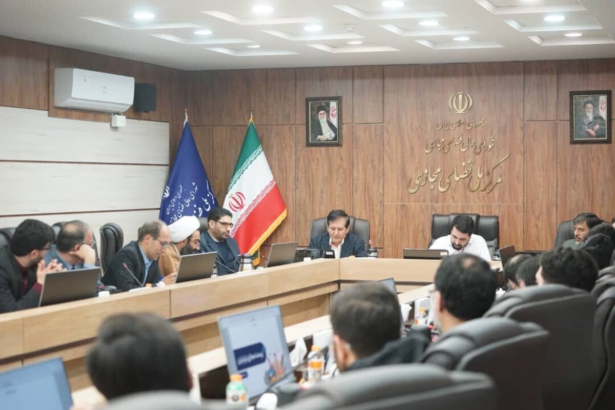 جوانان جامعه هدف اصلی فضای مجازی  دستگاه‌های خدمات‌رسان به طور پیوسته مورد حمله سایبری قرار می‌گیرند