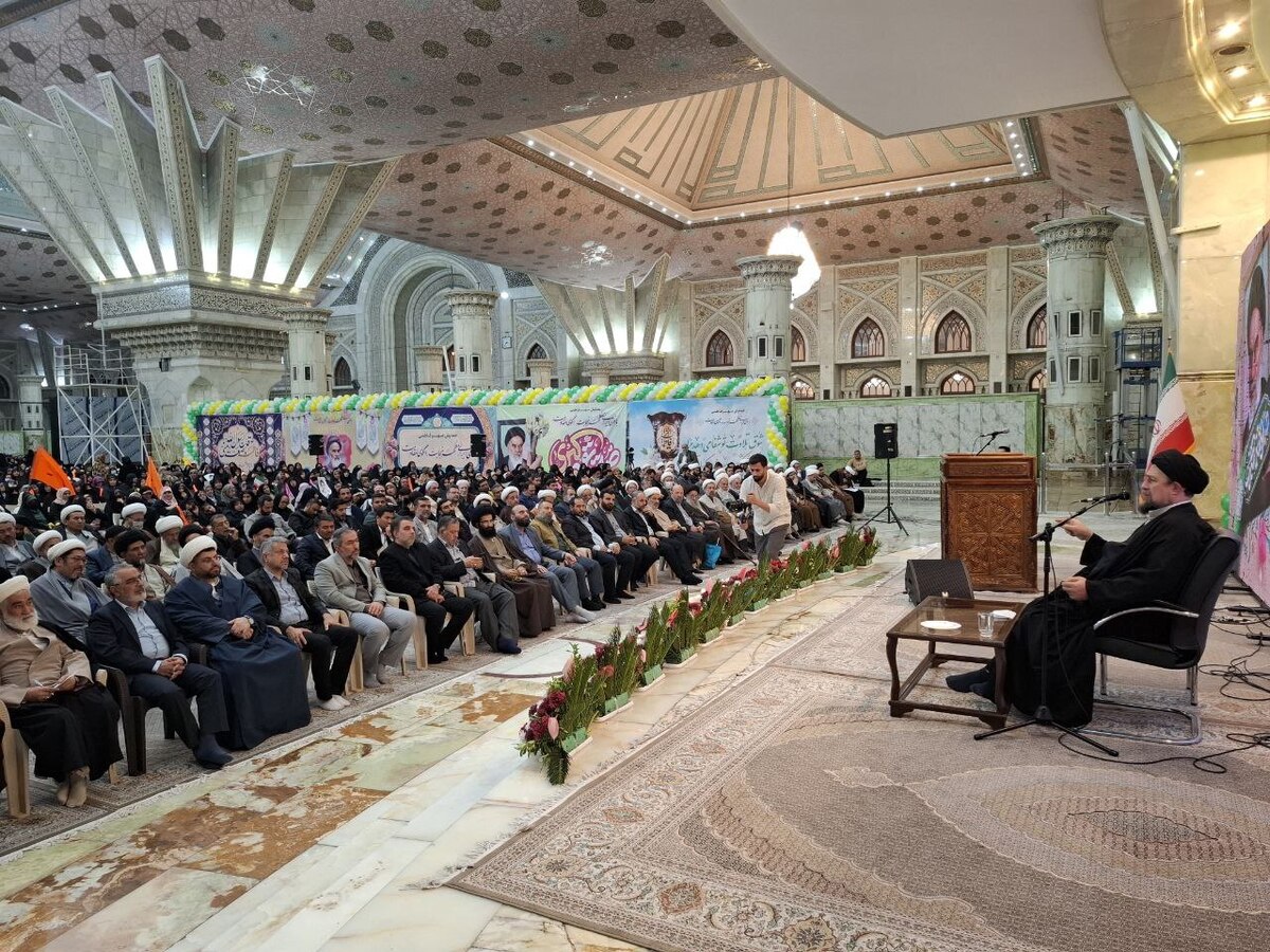 گردهمایی بانوان در حرم امام خمینی(ره) در آستانه روز زن+ عکس