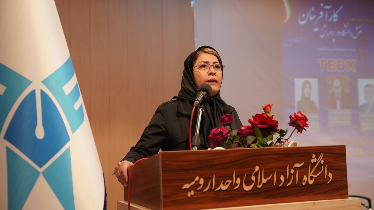 دانشگاه‌ها باید دانشجویان را با واقعیت‌های تجارت بین‌الملل آشنا کنند