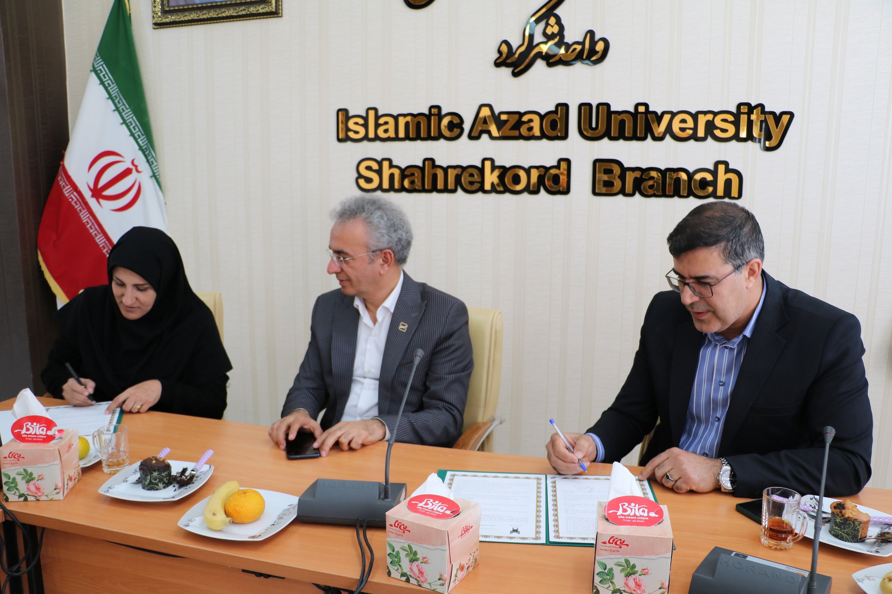 دانشگاه آزاد دروازه ورود نخبگان به کمیتههای تخصصی استانداردسازی دانشگاه آزاد دروازه ورود نخبگان به کمیتههای تخصصی استانداردسازی