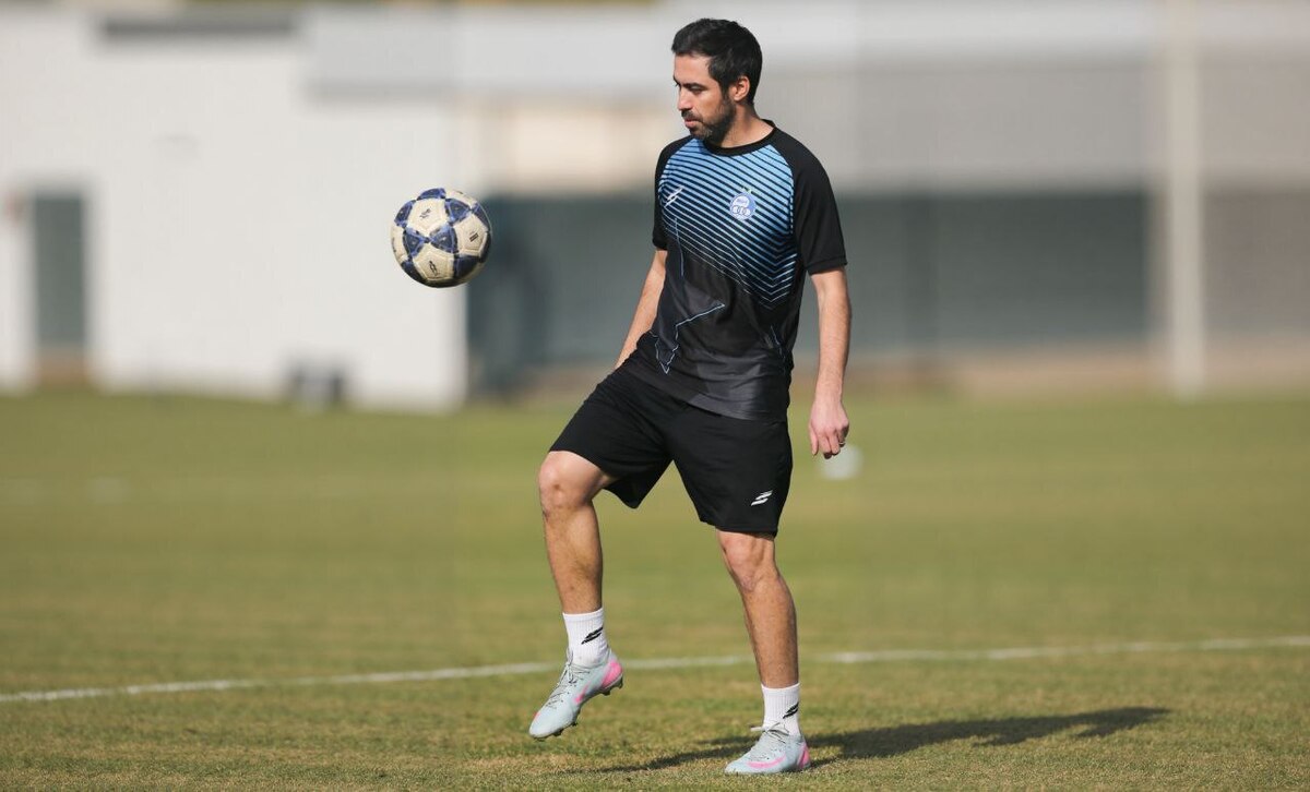 حیدری: بازیکنان به هشدار‌ها درباره پادیاب بی توجه بودند اتفاقات بازی استقلال چه ربطی به مازیار زارع دارد؟