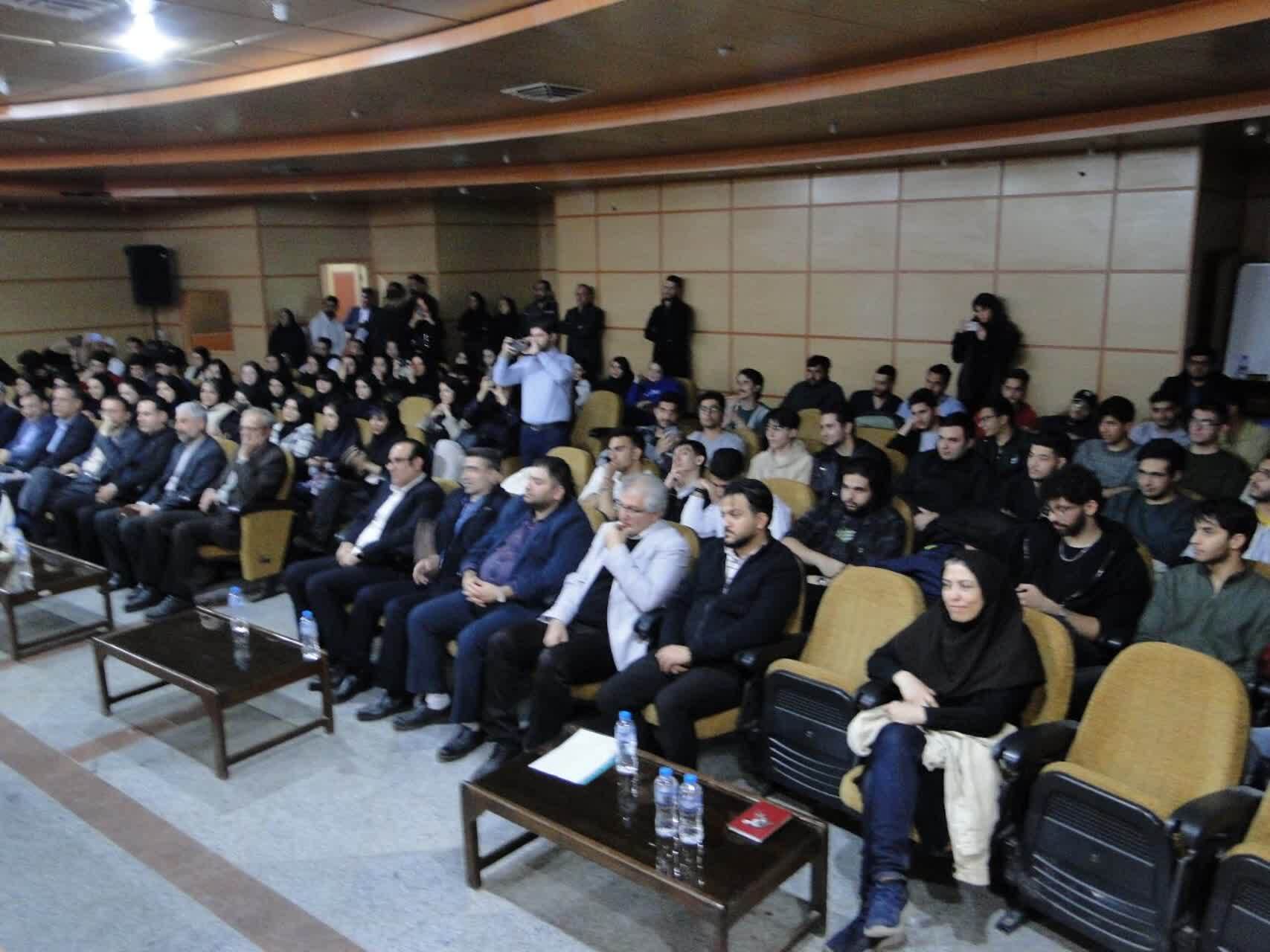 تغییر تقویم تهدیدهای زیستی؛ هر سال باید آماده شیوع نوع جدیدی از بیماریهای دام و انسان باشیم تغییر تقویم تهدیدهای زیستی؛ هر سال باید آماده شیوع نوع جدیدی از بیماریهای دام و انسان باشیم