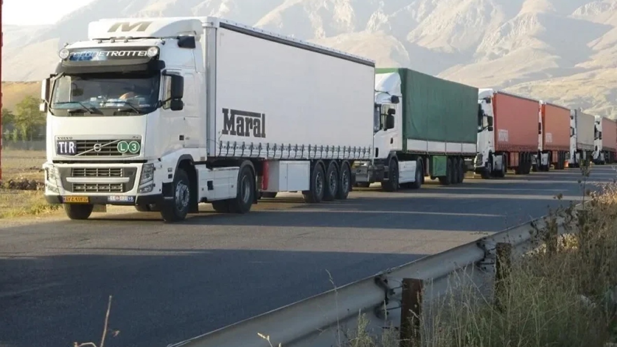 ترانزیت کالا از مرزهای زمینی کشور تا پایان آبان به ۱۱ میلیون تن رسید