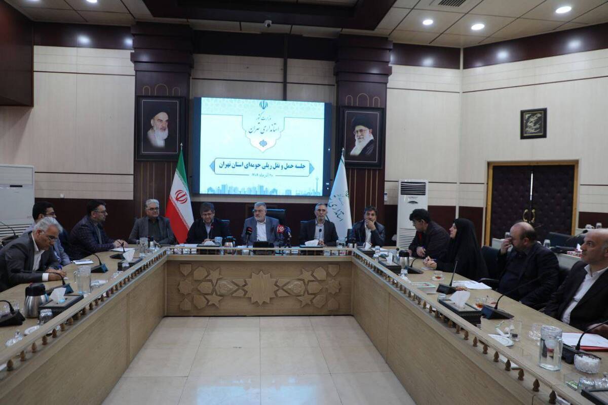 معتمدیان: حمل‌ونقل ریلی حومه‌ای تهران پس از سال‌ها رهاشدگی وارد فاز عملیاتی شد