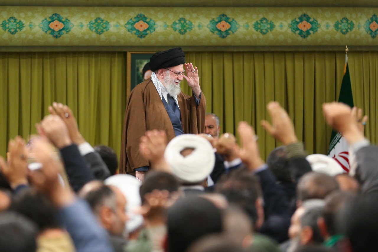 سخنان رهبر انقلاب و معنای سیاسی یک گزاره/ آمریکا در مرکز آرایش دشمن قرار میگیرد سخنان رهبر انقلاب و معنای سیاسی یک گزاره/ آمریکا در مرکز آرایش دشمن قرار میگیرد