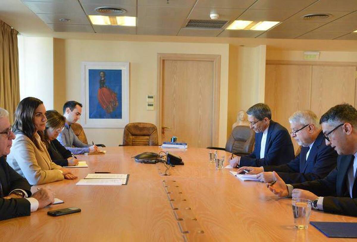 ایران آماده تسهیل رفت‌وآمد گردشگران و توسعه همکاری‌های میراثی با یونان است  کفالویانی: ایران به مقصد جدید گردشگران اروپایی تبدیل می‌شود