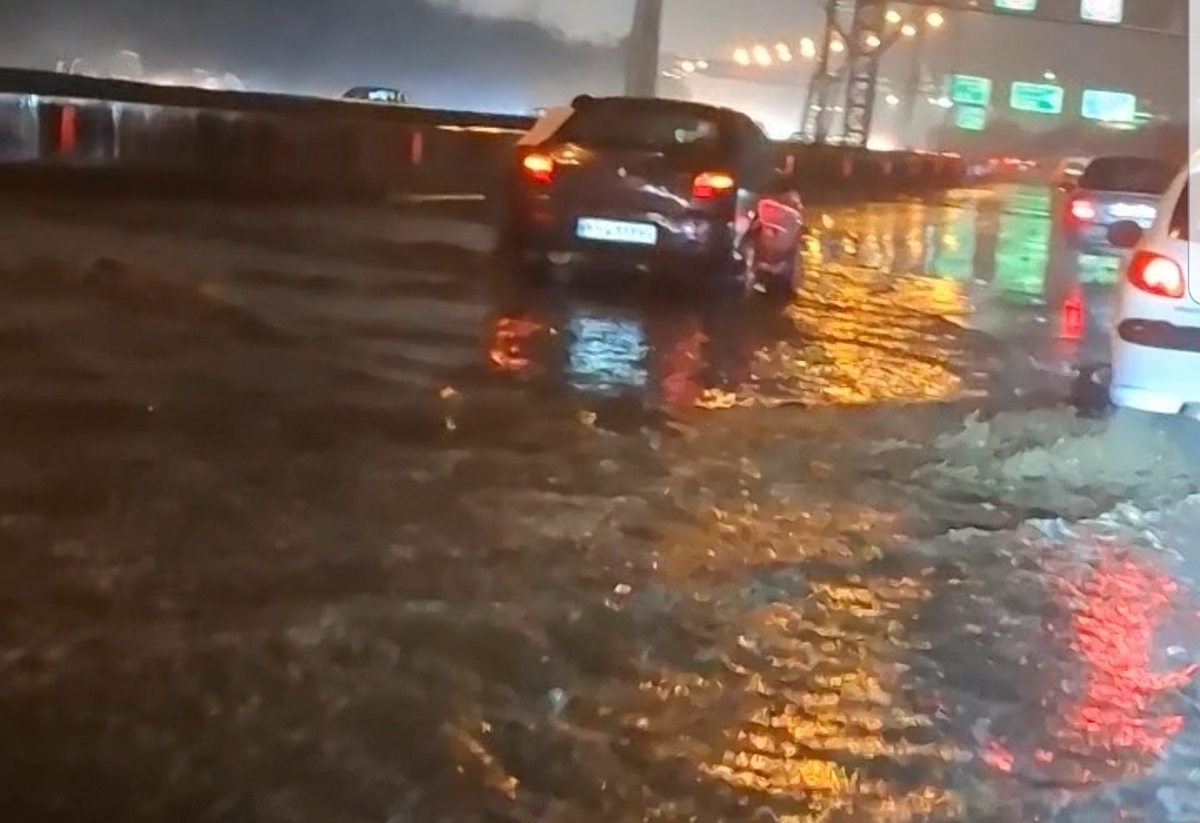 آزادگان زیر آب رفت  ضعف مدیریت آب‌های سطحی در بارش دیشب تهران+ فیلم