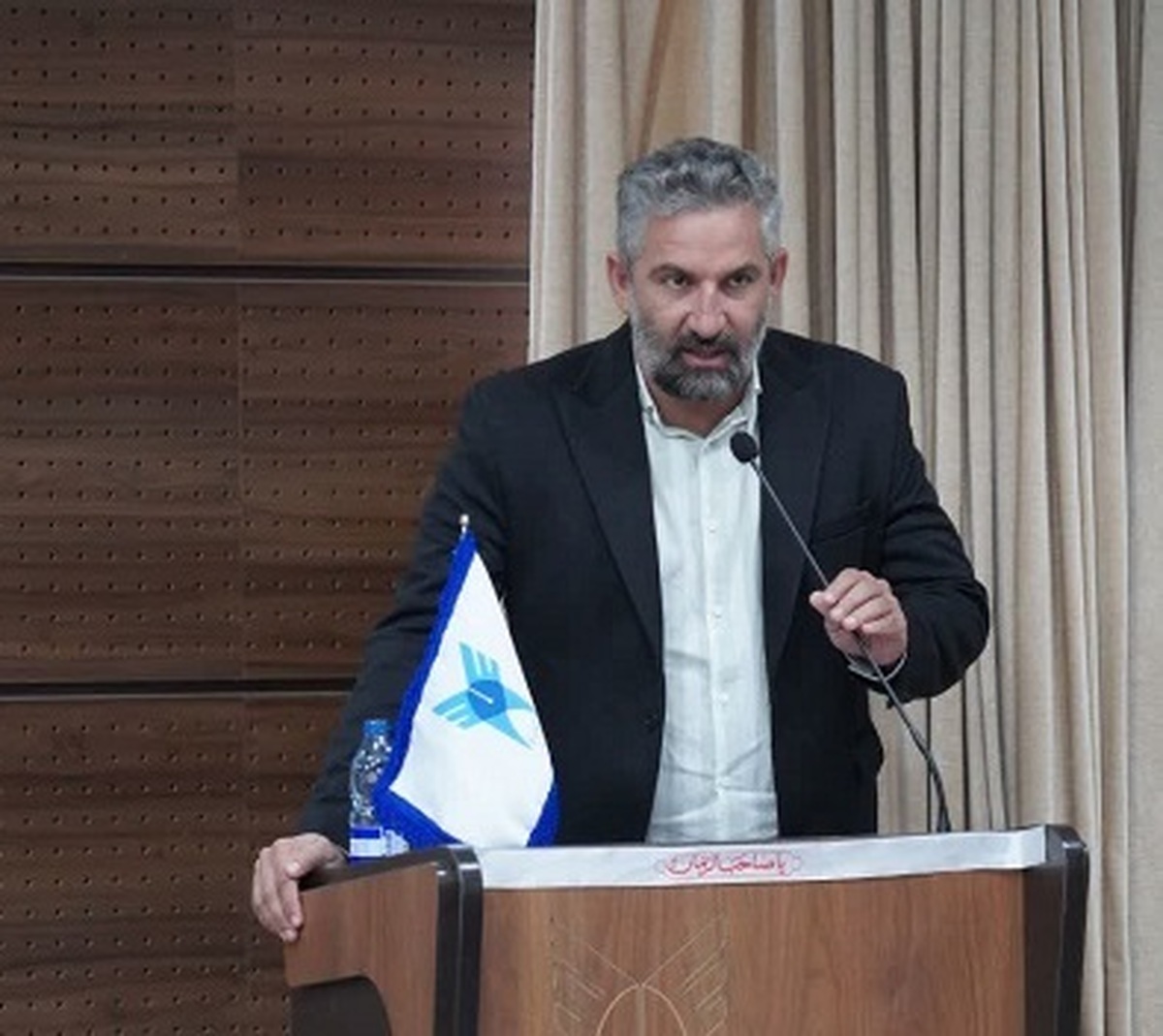 دانشگاه آزاد فرصت‌های گسترده‌ علمی، شکوفایی استعداد‌ها و فعالیت‌های فرهنگی در اختیار دانشجویان قرار می‌دهد