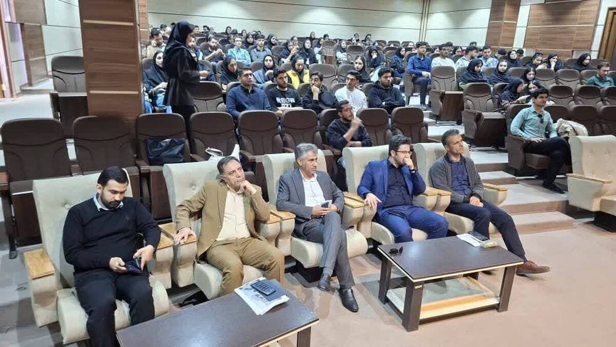 همایش «مسیر شغلی رشته مدیریت» گامی برای تقویت پیوند دانشگاه و شناسایی مهارت‌ مدیریتی