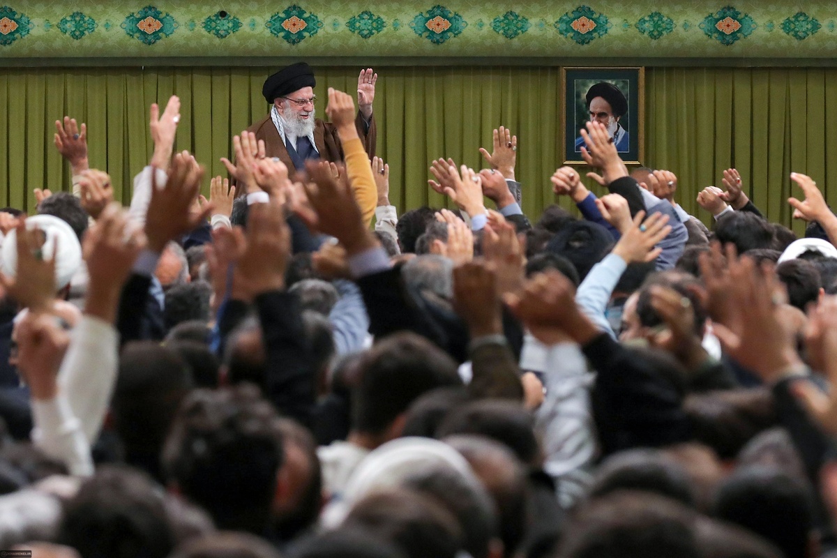 جنگ امروز، جنگ دل‌هاست  ضرورت آرایش تبلیغاتی در نبرد روایت‌ها