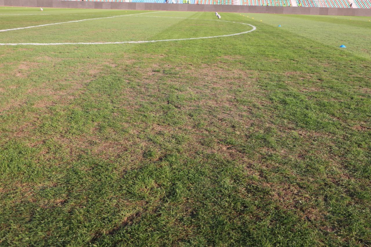 اعتراض پرسپولیس و آلومینیوم به کیفیت زمین شهر قدس/ خوش و بش سلمانی و هوشمند پیش از آغاز بازی +عکس اعتراض پرسپولیس و آلومینیوم به کیفیت زمین شهر قدس/ خوش و بش سلمانی و هوشمند پیش از آغاز بازی +عکس