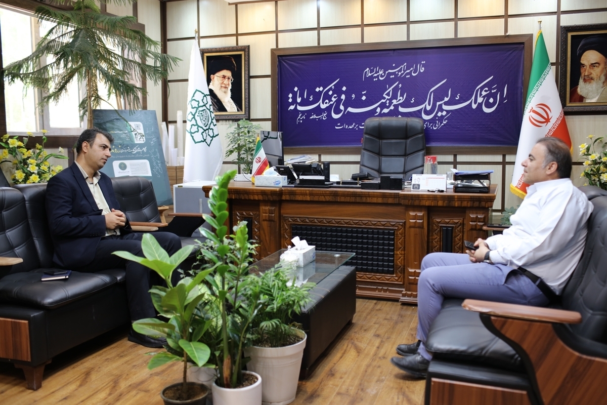 دانشگاه آزاد برند شهر زرقان  شهردار: چشم‌انتظار رشته‌های پزشکی و پیراپزشکی هستیم