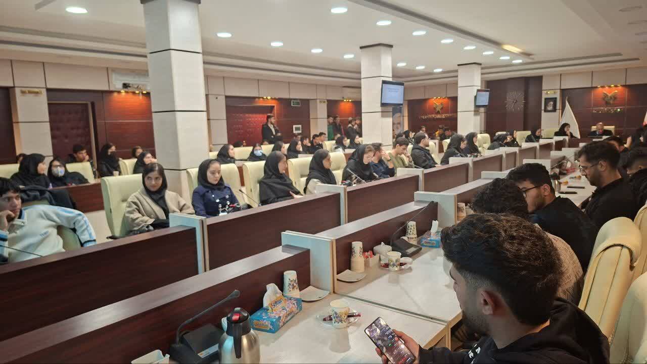 از نجوم سنتی تا فناوری نوین؛ نقشه راه توسعه دانش جهانی با همکاری ایران و هند از نجوم سنتی تا فناوری نوین؛ نقشه راه توسعه دانش جهانی با همکاری ایران و هند