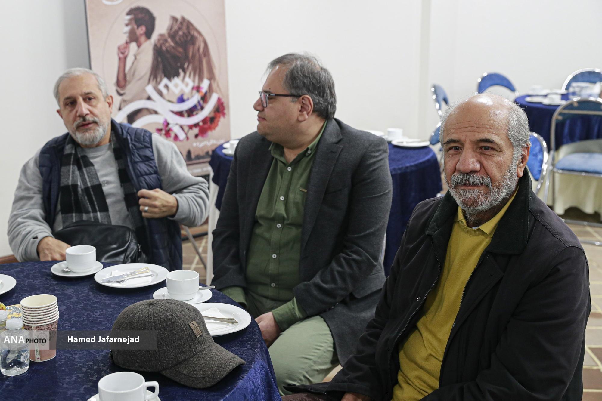 کلنگ احداث «باغ نمایش تهران» همزمان با افتتاح هفتمین جشنواره تئاتر «شهر» به زمین زده شد کلنگ احداث «باغ نمایش تهران» همزمان با افتتاح هفتمین جشنواره تئاتر «شهر» به زمین زده شد