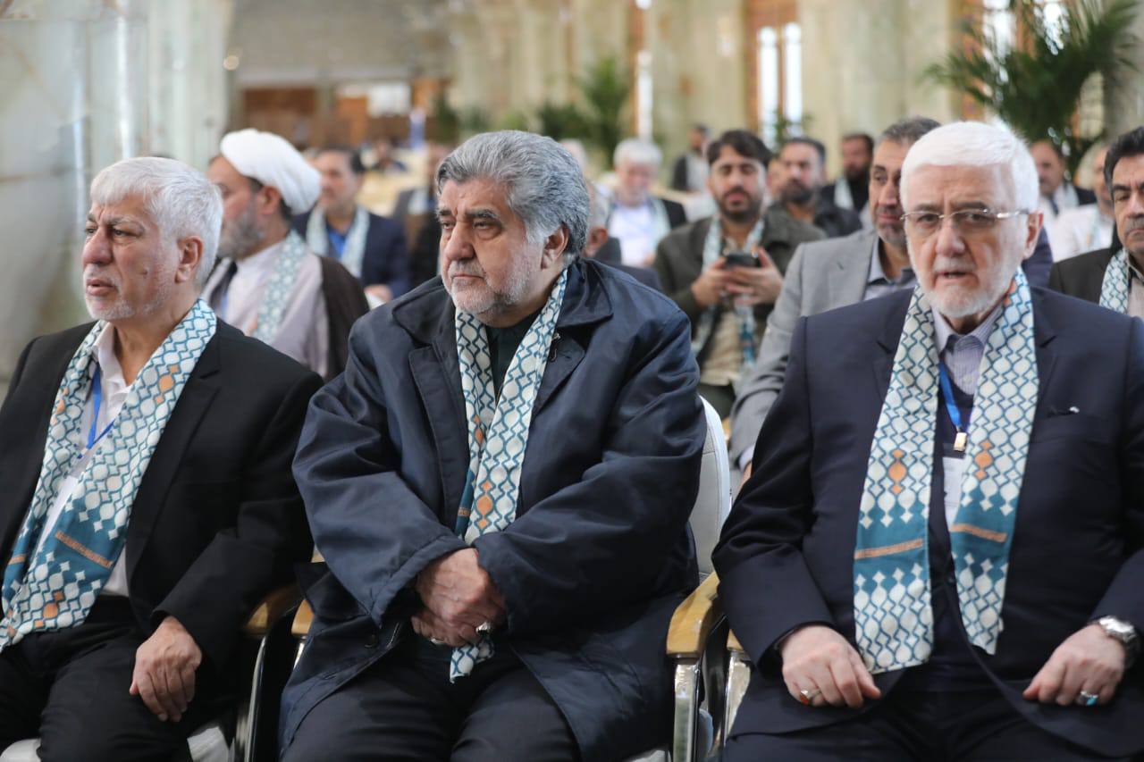 صحن حضرت زهرا(س) در نجف با مشارکت ایرانیان افتتاح شد صحن حضرت زهرا(س) در نجف با مشارکت ایرانیان افتتاح شد