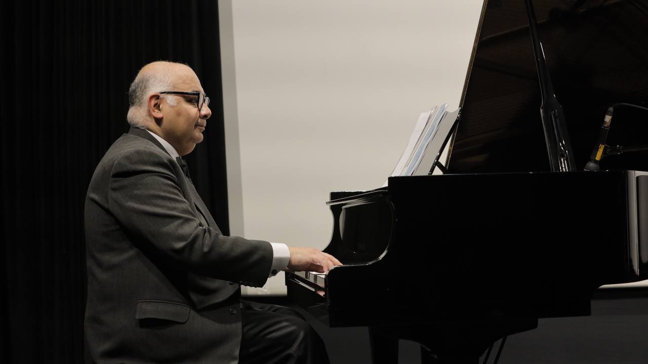 رونمایی از &laquo;مشق پیانونوازی ایرانی&raquo;/ادای دین به تاریخ صد و هفتاد ساله پیانوی ایرانی