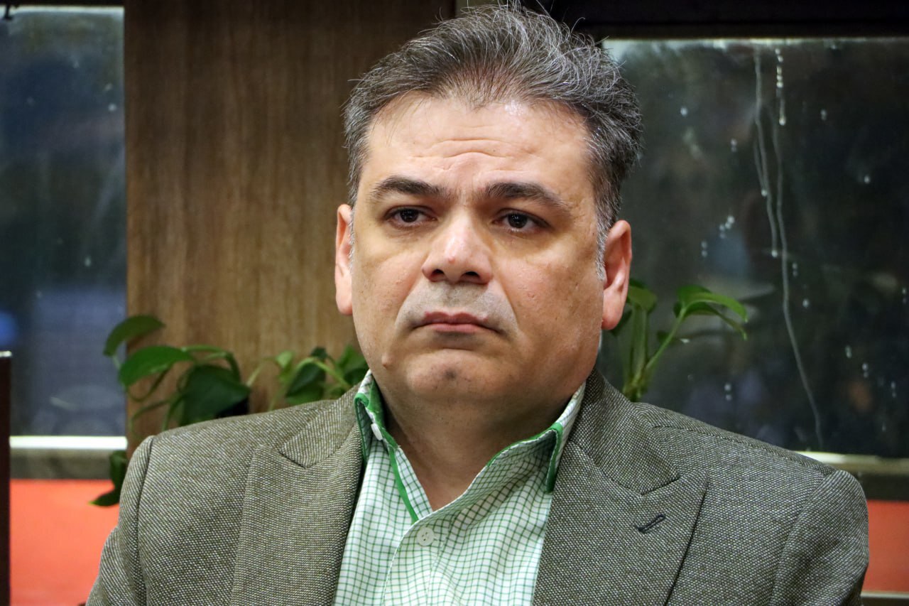 ترجمه فارسی کتاب «جنگل اشباح: تاریخ ادبیات کودک جهان» نوشته سم لیث منتشر شد ترجمه فارسی کتاب «جنگل اشباح: تاریخ ادبیات کودک جهان» نوشته سم لیث منتشر شد