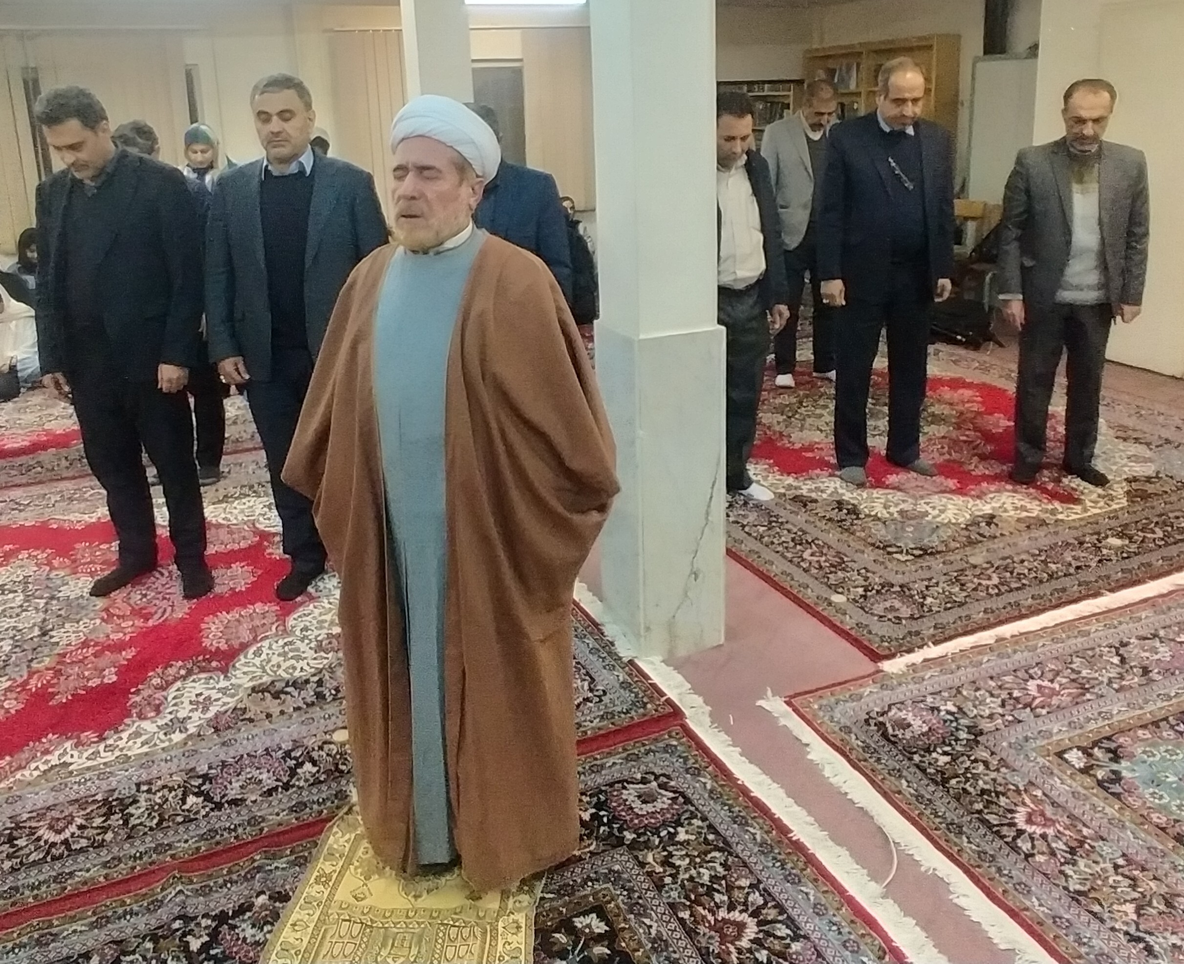 حضور رئیس دانشگاه آزاد استان تهران در جمع دانشجویان هم&zwnj;زمان با شب یلدا