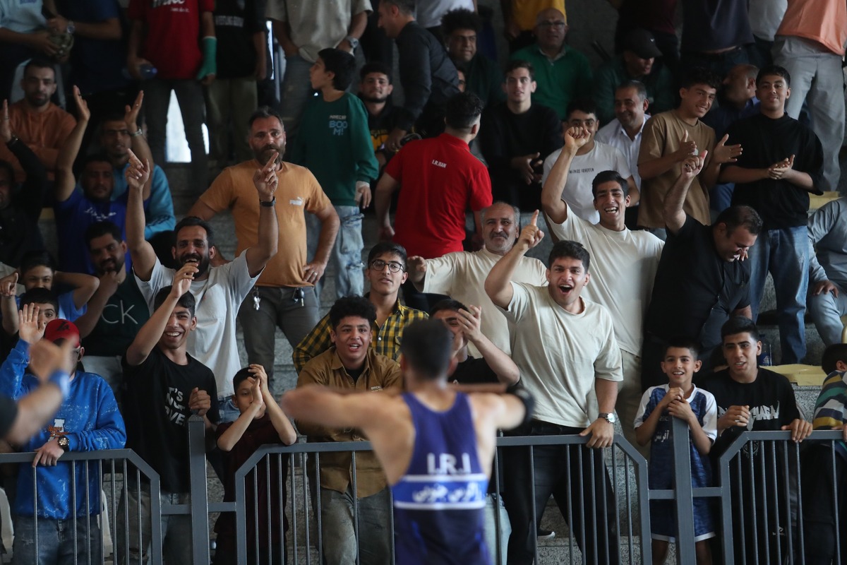 خوبیاری: دادن میزبانی به تهران اتفاق خوبی برای کشتی فرنگی نبود  لیگ سوت و کور برگزار می‌شود، رقم قراردادها پایین است