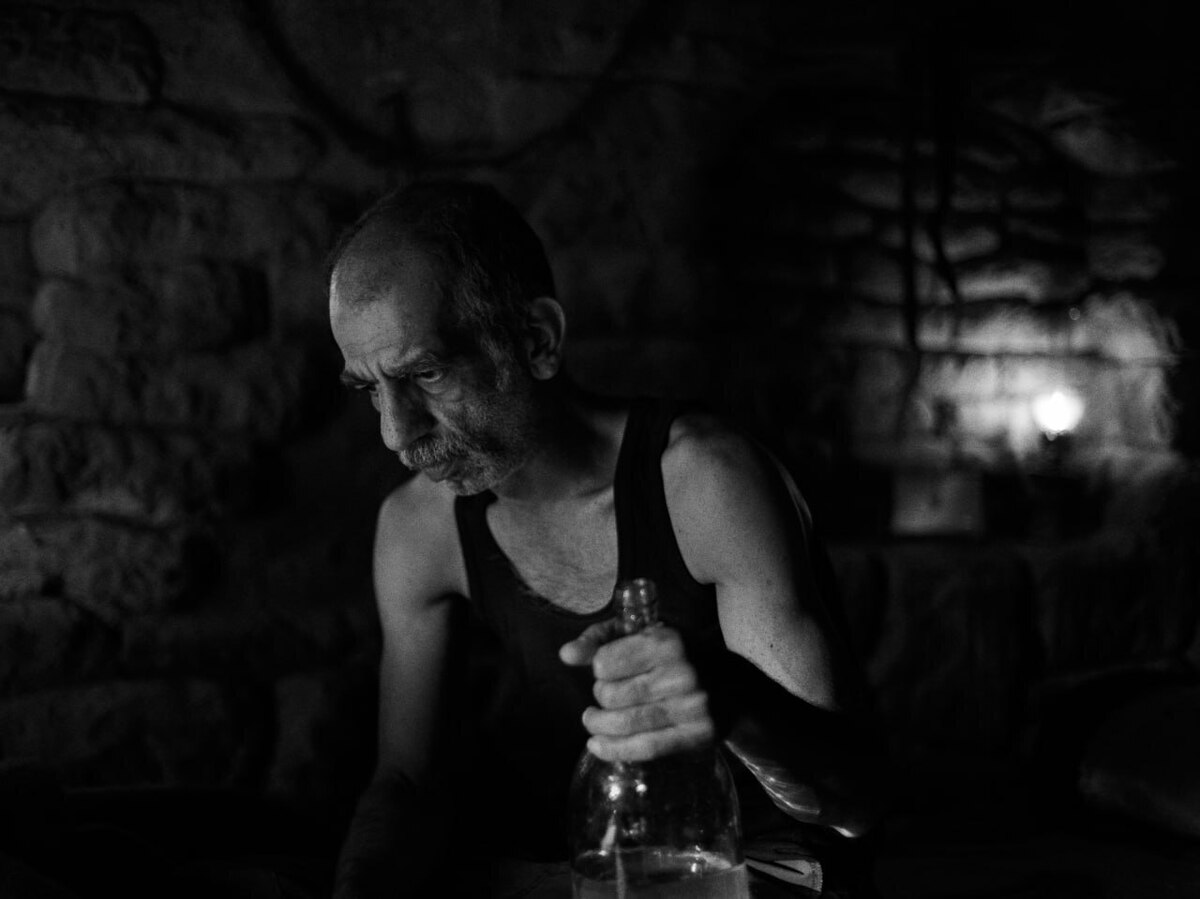 اولین نمایش «مرد خاموش» در ایران  تیزر رونمایی شد  اکران از هفته اول دی