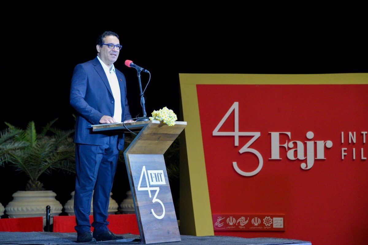 آغاز چهل و سومین جشنواره جهانی فیلم فجر  با نمایش فیلمی از عباس کیارستمی