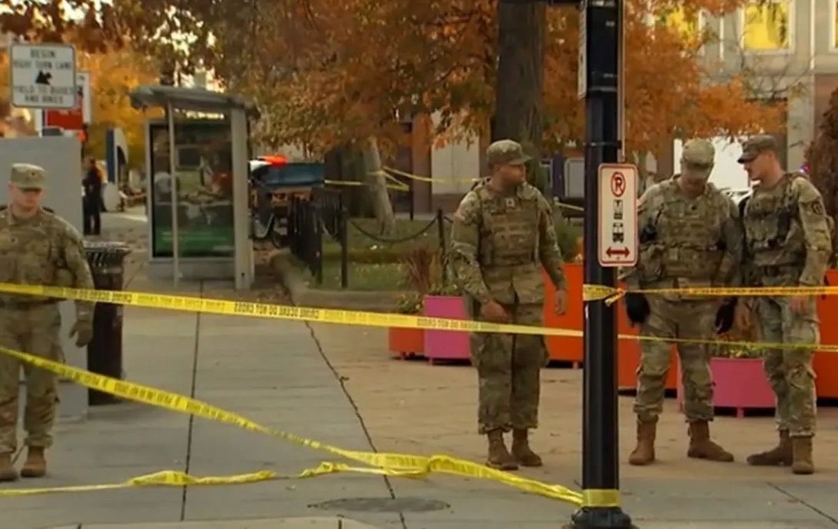 تیراندازی در حومه کاخ سفید  ترامپ انگشت اتهام را به سوی افغان‌های‌ مهاجر و بایدن گرفت 