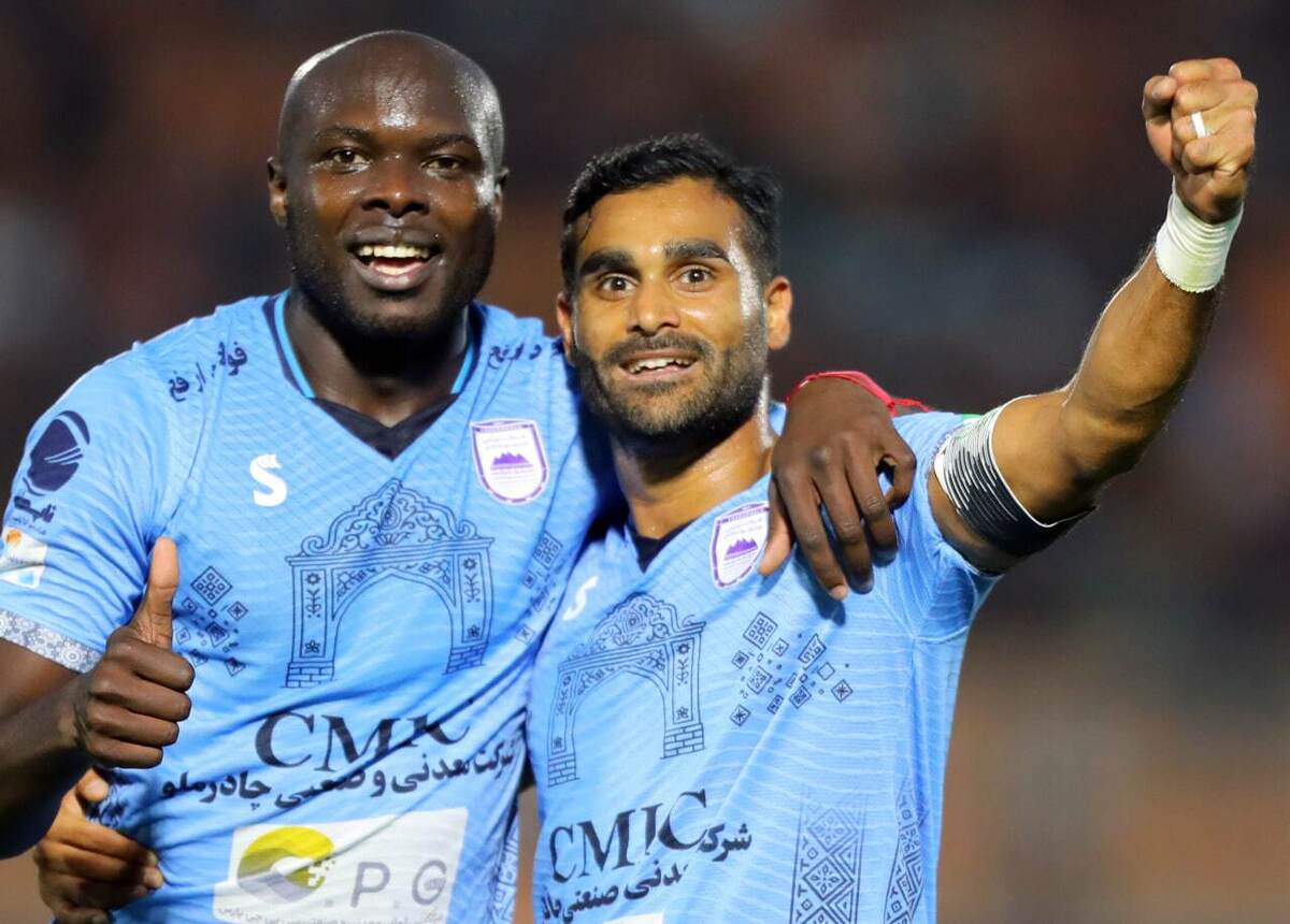 محمدی‌فر در چادرملو صدتایی شد