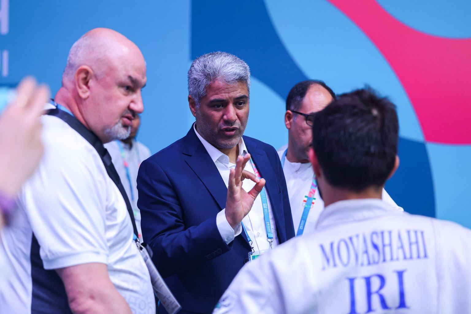 پورسلمان: به دنبال یک مربی در تراز شمشیربازی ایران هستیم/ با فدراسیون جهانی مکاتبه و اعتراض شدید خود به داوری را اعلام کردیم پورسلمان: به دنبال یک مربی در تراز شمشیربازی ایران هستیم/ با فدراسیون جهانی مکاتبه و اعتراض شدید خود به داوری را اعلام کردیم