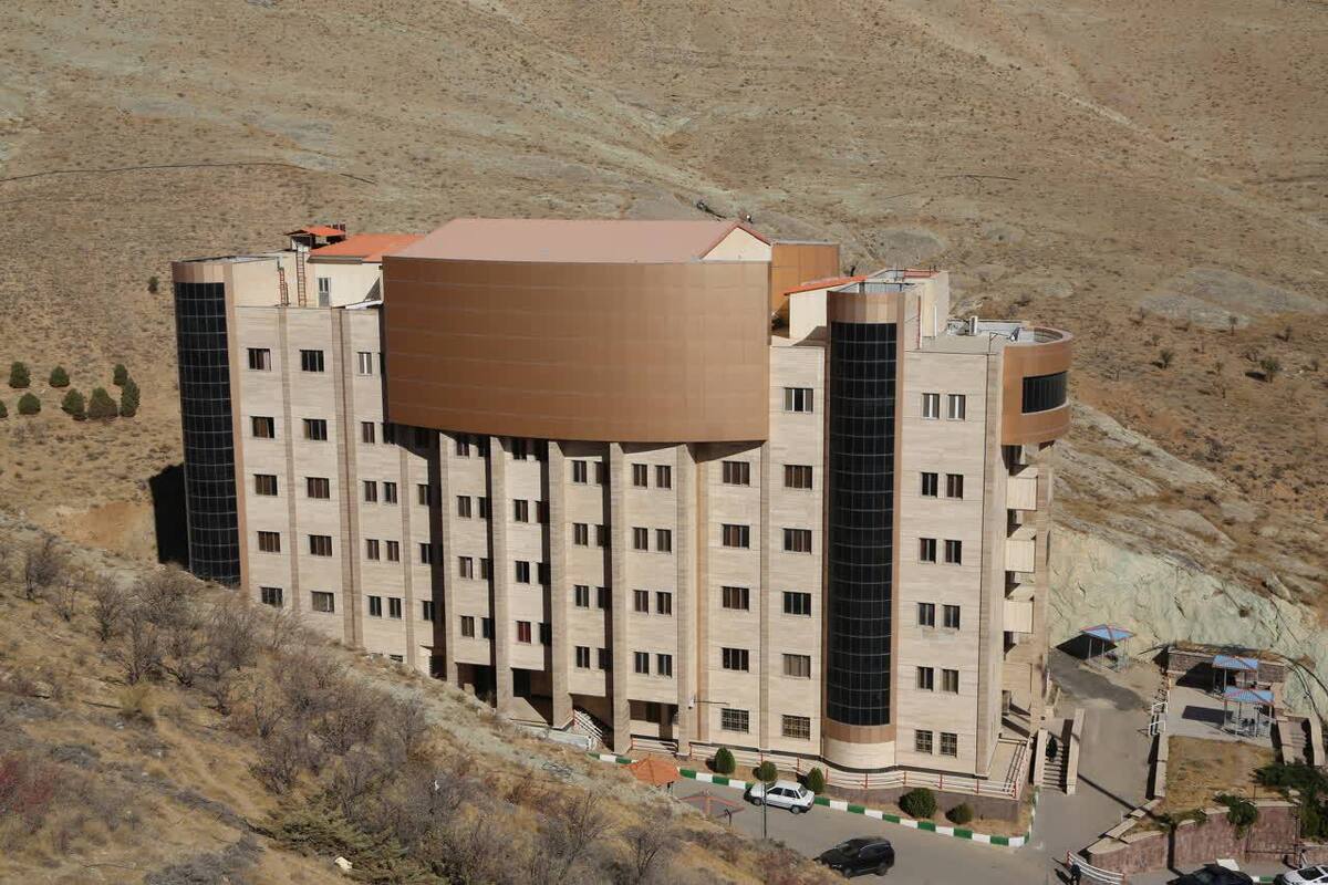 بهره‌مندی حوزه علوم انسانی دانشگاه آزاد دماوند از ۱۰۰ عضو هیئت علمی و دستیار آموزشی