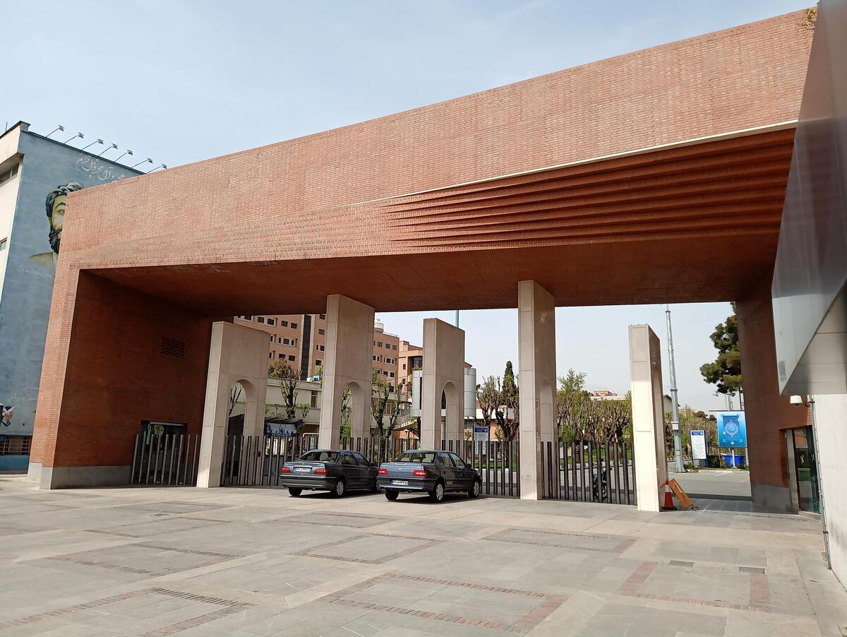 رسیدگی به درخواست‌های آموزشی دانشجویان دانشگاه شریف در ایام دورکاری