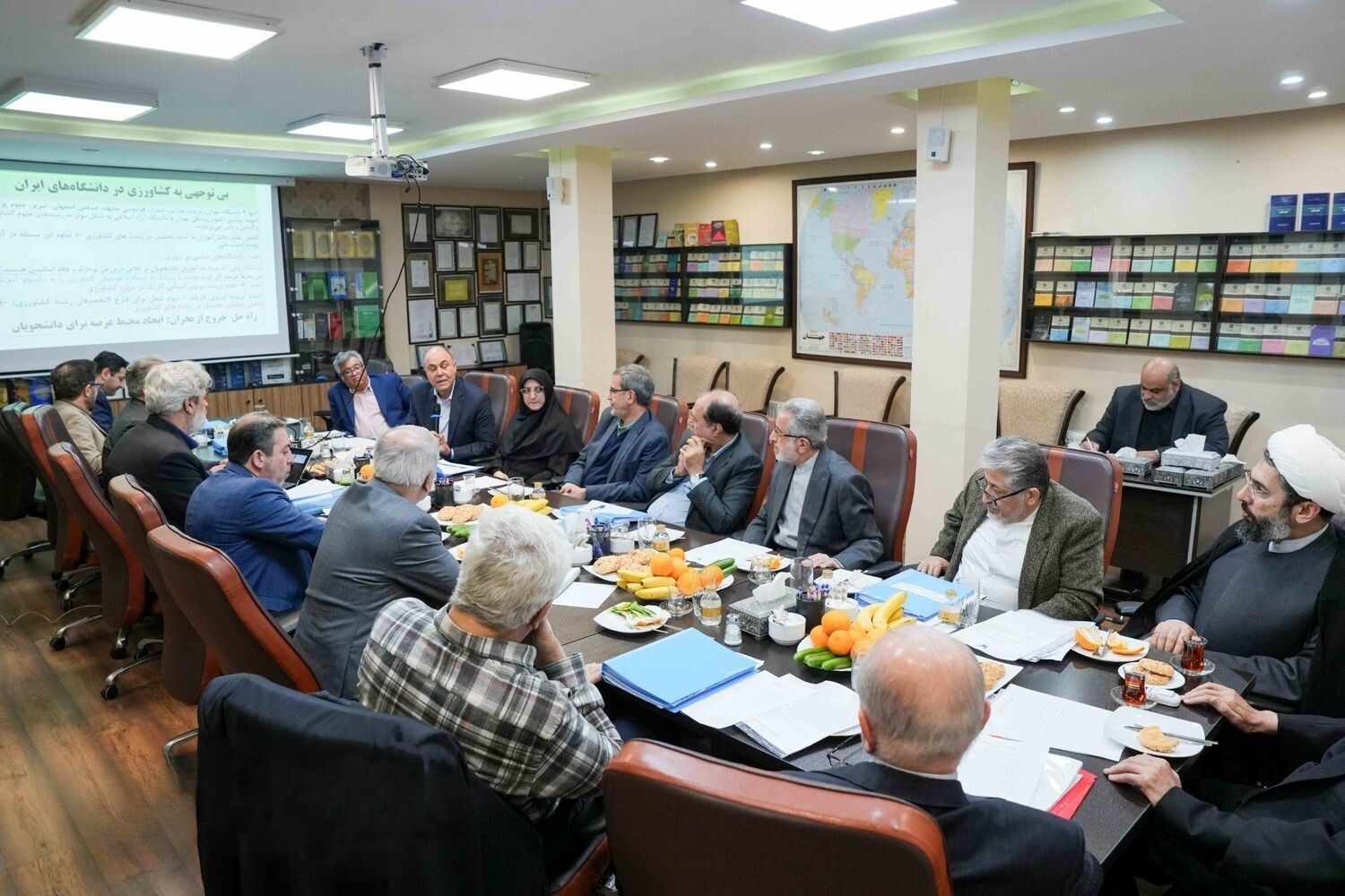 جلسه هیأت امنای مرکزی دانشگاه آزاد اسلامی برگزار شد جلسه هیأت امنای مرکزی دانشگاه آزاد اسلامی برگزار شد