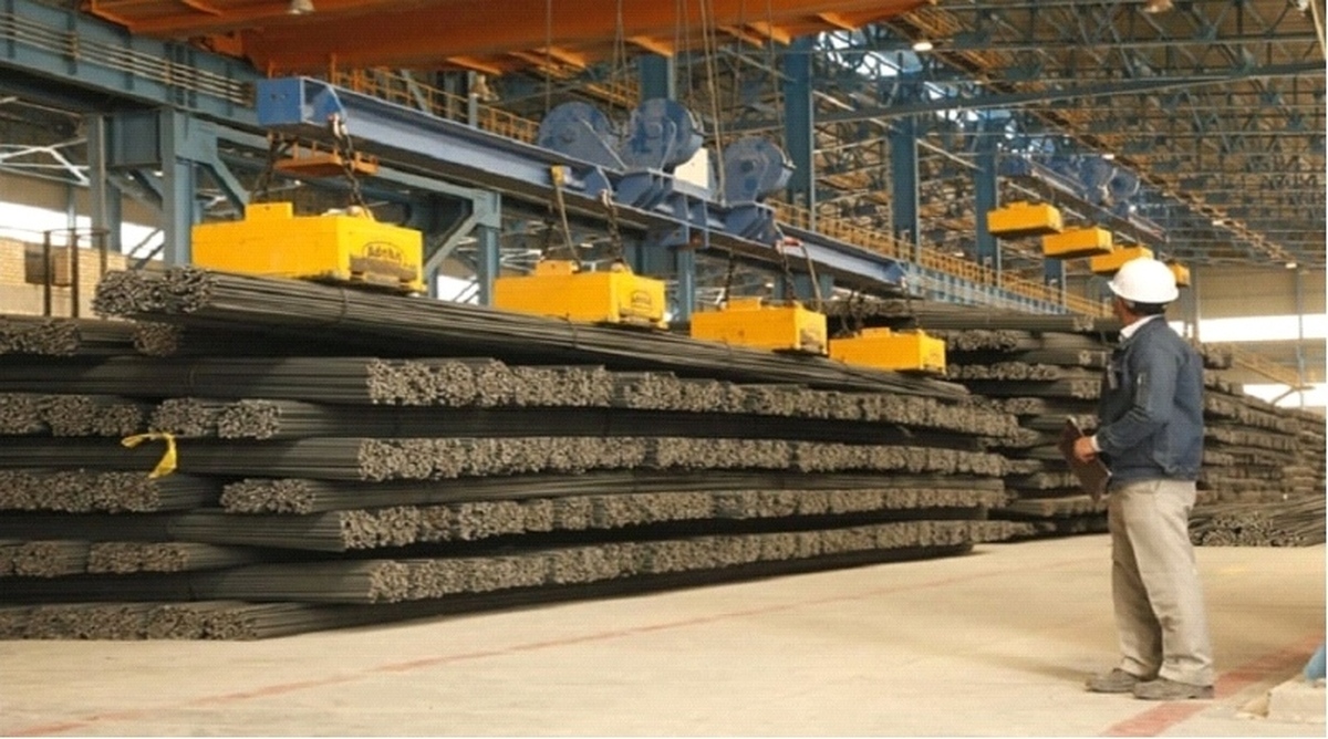 کاهش الزام عرضه ارز؛ گشایش جدید برای صادرکنندگان فولاد در توافق بانک مرکزی و وزارت صمت