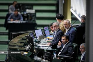 علی نیکزاد نایب‌رئیس اول مجلس شوای اسلامی